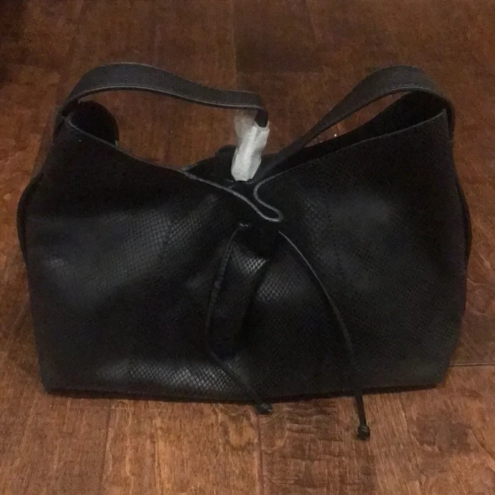 Tahari Liza Hobo black animal print leather, NWT!